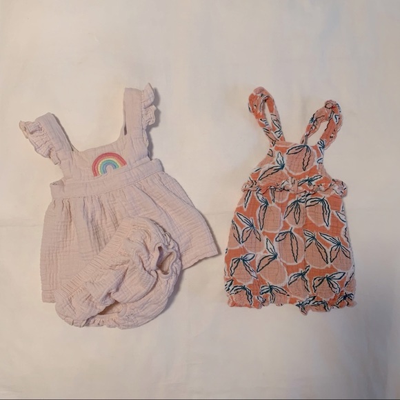 Like New Angel Dear | Baby Girl Peachy Muslin Cotton Romper - Picture 2 of 4